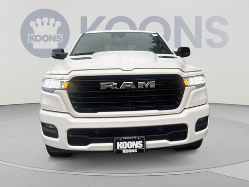 Used 2025 RAM 1500 Laramie w/ Sport Appearance Package AWD/4WD image 10