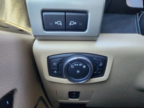 Used 2019 Ford F250 Lariat w/ Lariat Value Package image 33