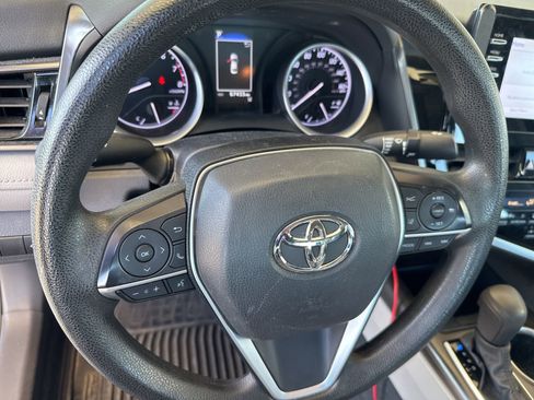 Used 2024 Toyota Camry LE image 7