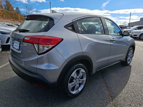 Used 2019 Honda HR-V LX image 5