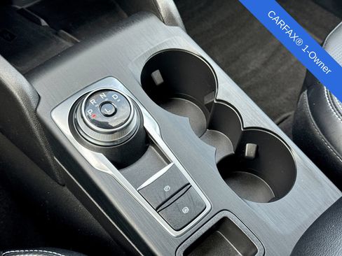 Used 2025 Ford Escape Platinum AWD/4WD image 36