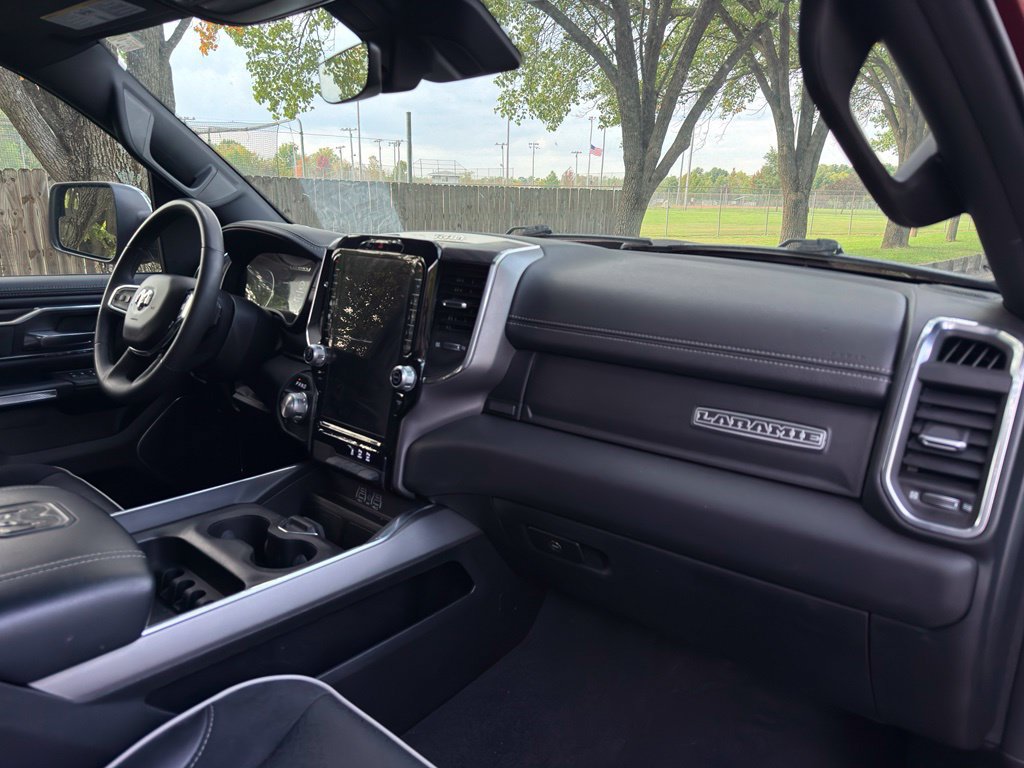 Used 2025 RAM 1500 Laramie AWD/4WD image 34