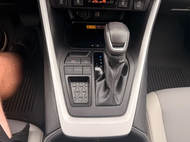 Used 2025 Toyota RAV4 XLE Premium w/ Weather Package FWD image 13