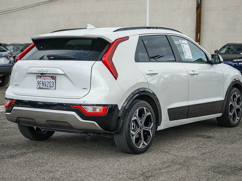 Used 2023 Kia Niro EX Touring image 5