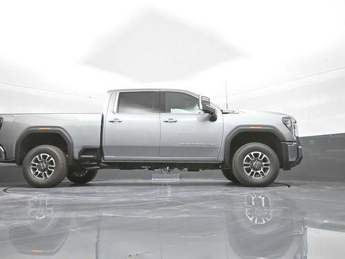 New 2026 GMC Sierra 2500 SLT AWD/4WD image 38
