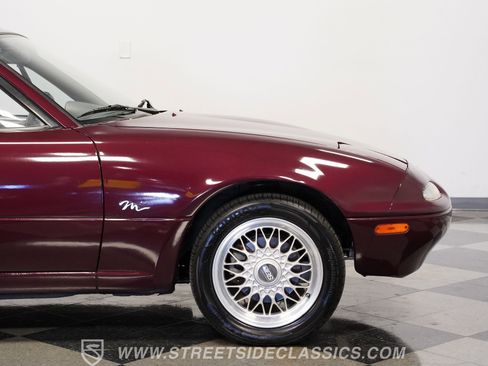 Used 1995 MAZDA MX-5 Miata M-Edition image 30