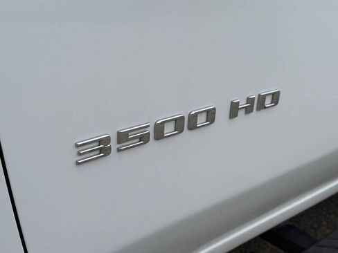 Used 2024 Chevrolet Silverado 3500 LT w/ Convenience Package AWD/4WD image 11