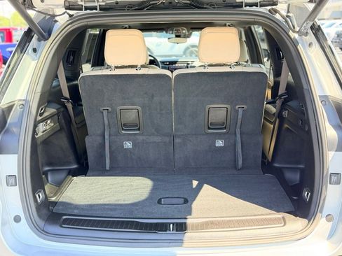 Used 2023 Jeep Grand Cherokee L Limited RWD image 33