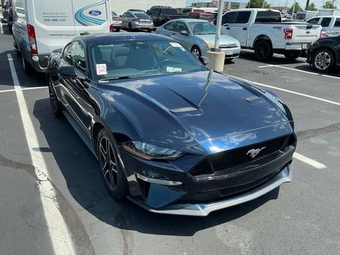 Used 2021 Ford Mustang GT RWD image 3