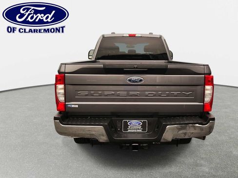 Used 2022 Ford F250 XL w/ STX Appearance Package AWD/4WD image 17