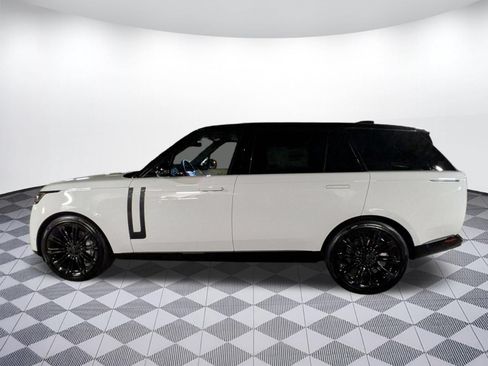 New 2026 Land Rover Range Rover Long Wheelbase SE AWD/4WD image 2