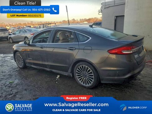 Used 2017 Ford Fusion Platinum image 3