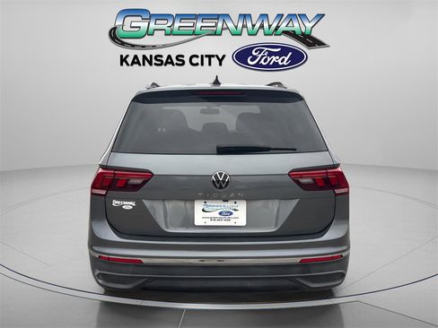 Used 2022 Volkswagen Tiguan S image 6