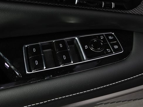 New 2026 Cadillac Optiq Luxury 2 image 23