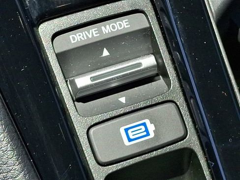 Used 2025 Honda Accord Sport image 23