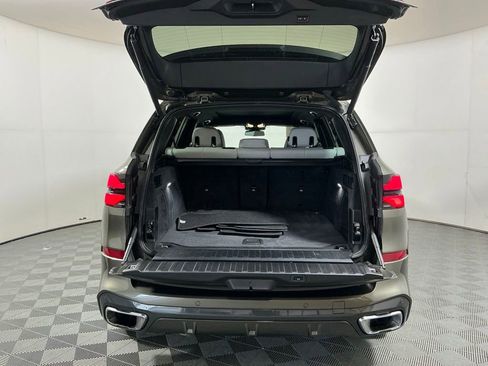 Certified 2024 BMW X5 sDrive40i w/ M Sport Package RWD image 9