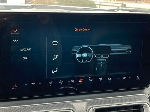 Used 2024 Ford Mustang Premium image 25