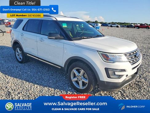 Used 2017 Ford Explorer XLT w/ Equipment Group 202A AWD/4WD image 5