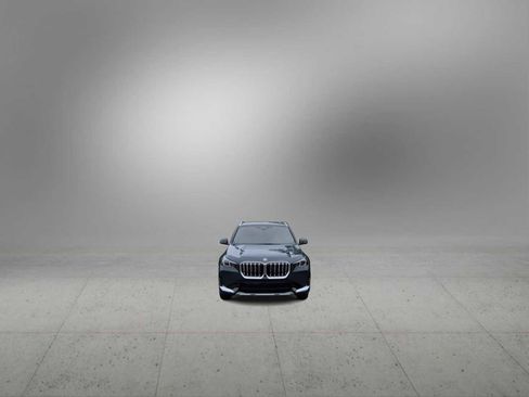 New 2026 BMW X1 xDrive28i w/ Technology Package AWD/4WD image 3