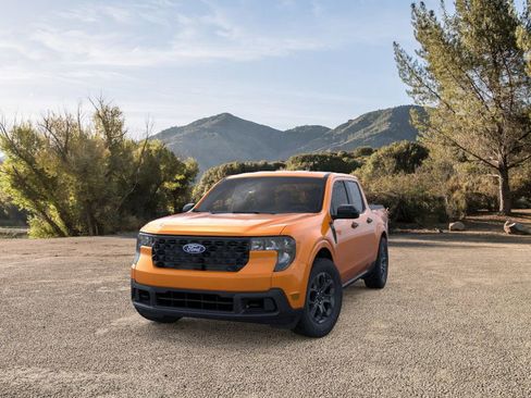 New 2026 Ford Maverick XLT w/ XLT Luxury Package image 2