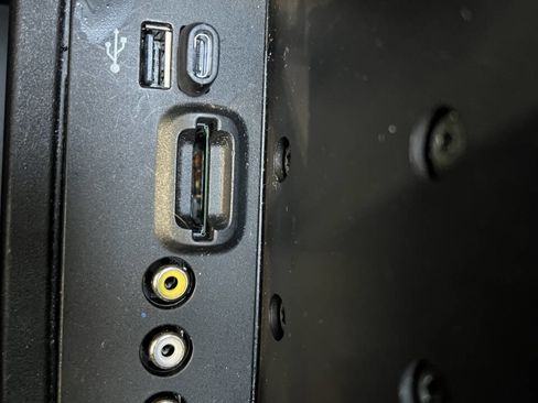 Used 2012 Ford Focus SEL image 24