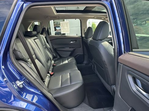 Certified 2023 Nissan Rogue SV w/ SV Premium B Package AWD/4WD image 24