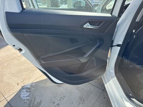 Used 2025 Volkswagen Jetta S image 23