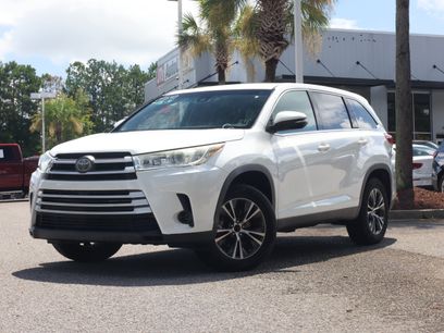 Used 2019 Toyota Highlander LE