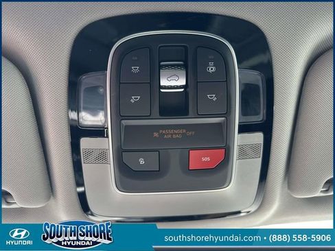 Certified 2023 Hyundai Santa Fe SEL w/ Premium Package AWD/4WD image 38