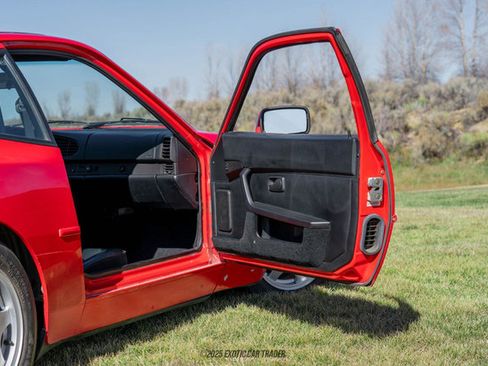 Used 1988 Porsche 944 Turbo image 41