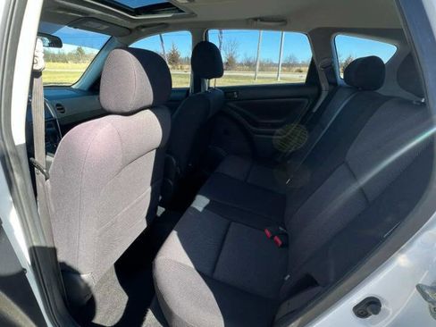 Used 2003 Pontiac Vibe w/ Power Group Value Package image 14