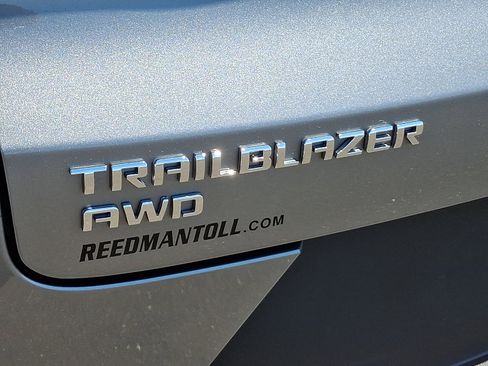 Certified 2023 Chevrolet TrailBlazer LT w/ Convenience Package AWD/4WD image 30