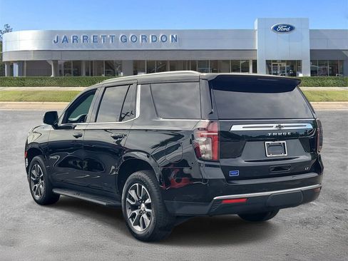 Used 2023 Chevrolet Tahoe LT w/ Luxury Package RWD image 3