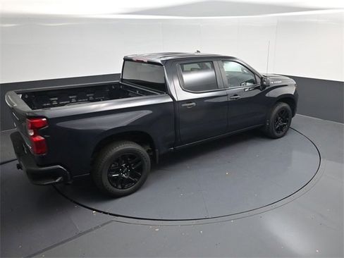 Used 2022 Chevrolet Silverado 1500 Custom image 38