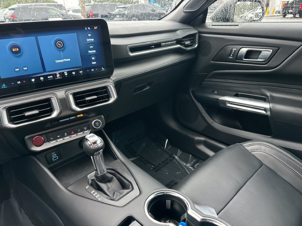 Used 2025 Ford Mustang Premium RWD image 22