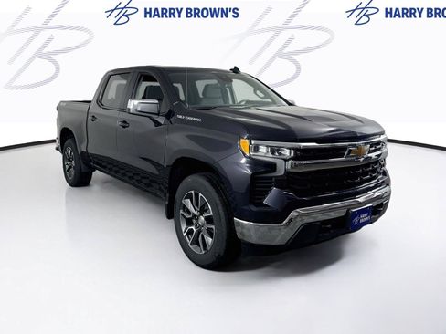 Used 2024 Chevrolet Silverado 1500 LT AWD/4WD image 25