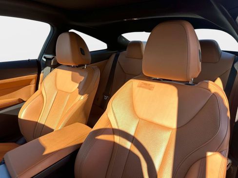 Used 2023 BMW 430i xDrive Coupe w/ Premium Package image 15