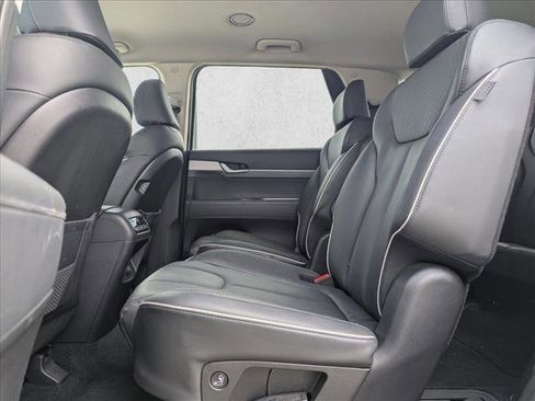 Used 2025 Hyundai Palisade SEL image 19