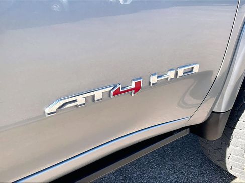 Used 2024 GMC Sierra 2500 AT4 w/ AT4 Premium Plus Package image 30