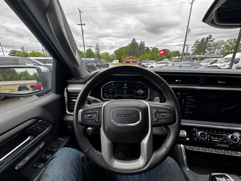 Used 2024 GMC Sierra 1500 Denali w/ Denali Reserve Package AWD/4WD image 13