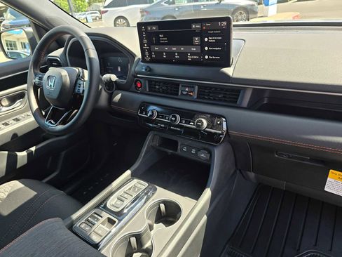 New 2026 Honda Pilot Sport image 10