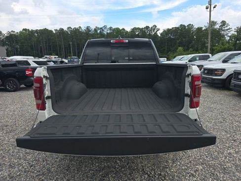 Used 2019 RAM 1500 Laramie w/ Sport Appearance Package AWD/4WD image 5