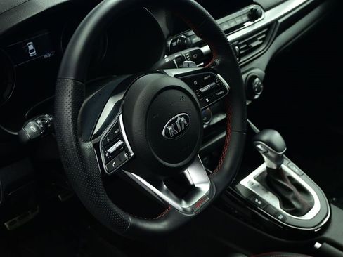 Certified 2021 Kia Forte GT w/ GT2 Package image 18