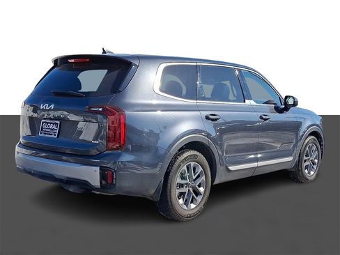 Used 2023 Kia Telluride LX image 7