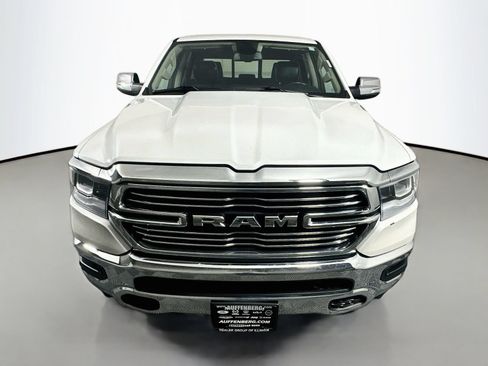 Used 2019 RAM 1500 Laramie AWD/4WD image 2