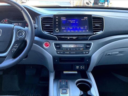 Used 2023 Honda Ridgeline RTL-E image 7