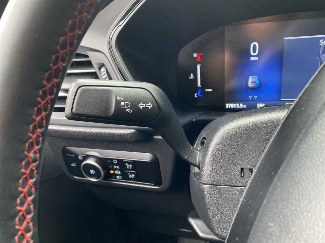 Used 2025 Ford Escape ST-Line Select AWD/4WD image 22