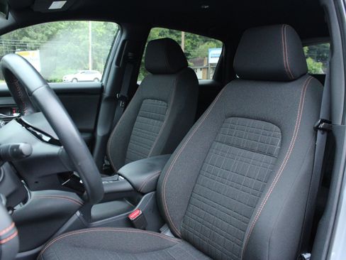 Used 2025 Honda HR-V Sport image 16