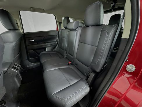 Used 2019 Mitsubishi Outlander SEL image 24