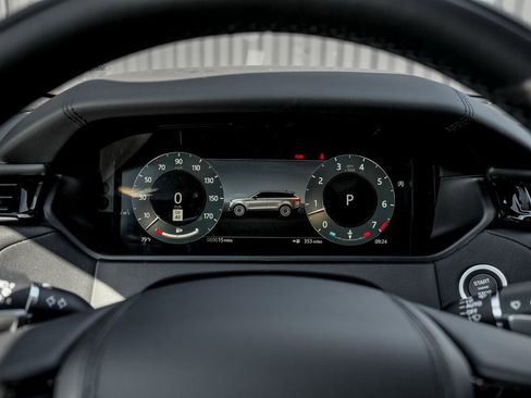 New 2026 Land Rover Range Rover Velar Dynamic SE image 12